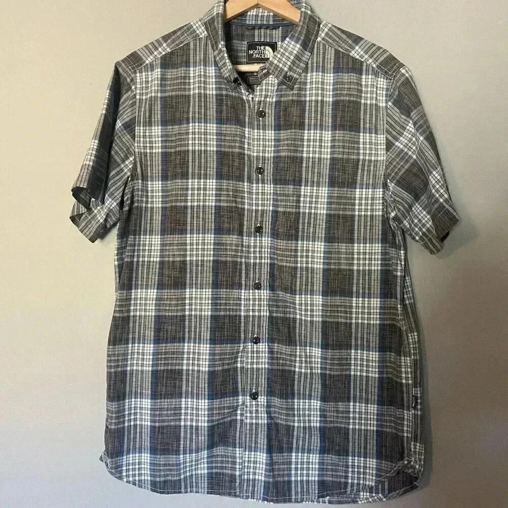 The North Face Mens Blue, Gray, Black Plaid Button Down Shirt Size M Lightweight